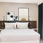 ホテル Courtyard By Marriott Lyon Eurexpo Stadium