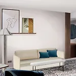 Courtyard By Marriott Lyon Eurexpo Stadium 4* ジュナ