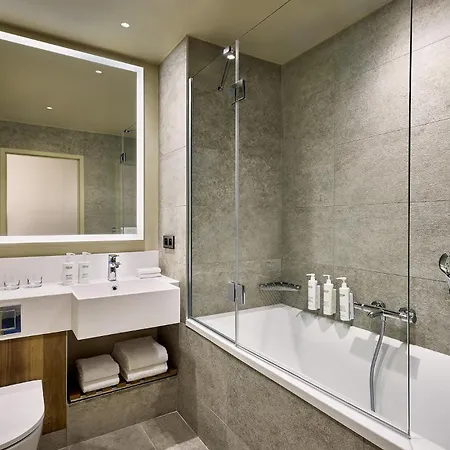 Courtyard By Marriott Lyon Eurexpo Stadium Ξενοδοχείο