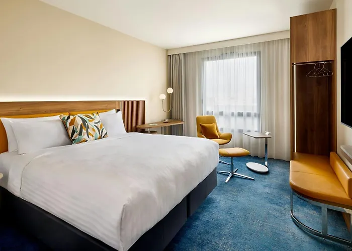 Hotel Courtyard By Marriott Lyon Eurexpo Stadium 4*