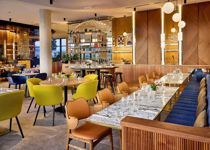 Courtyard By Marriott Lyon Eurexpo Stadium 4*