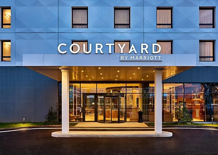 Courtyard By Marriott Lyon Eurexpo Stadium Hotel 4*