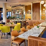 Courtyard By Marriott Lyon Eurexpo Stadium 4*