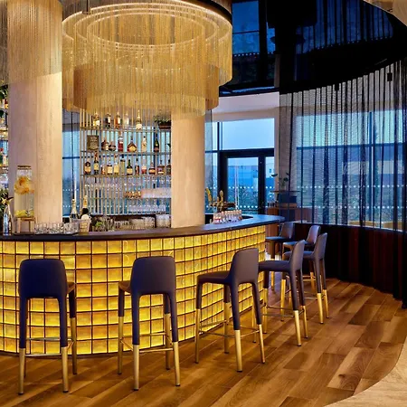 Courtyard By Marriott Lyon Eurexpo Stadium *