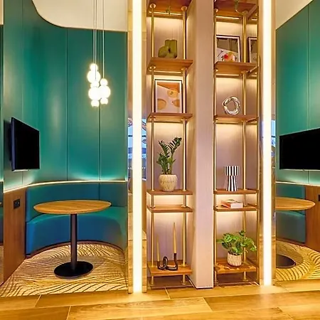Hotel Courtyard By Marriott Lyon Eurexpo Stadium 4*
