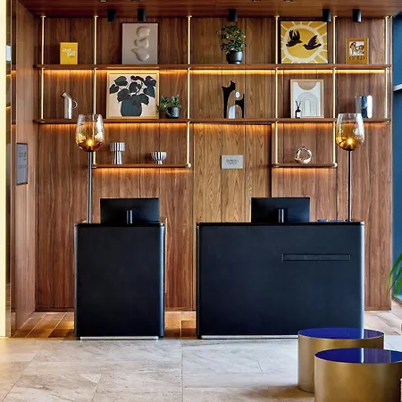 ホテル Courtyard By Marriott Lyon Eurexpo Stadium