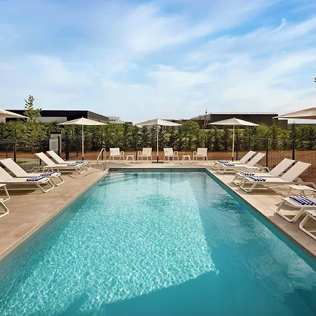Courtyard By Marriott Lyon Eurexpo Stadium ホテル 4*